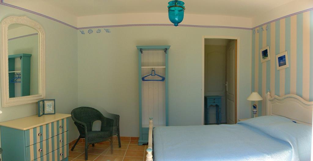 Mas De Courreges Hotel Saint-Hippolyte-du-Fort Cameră foto