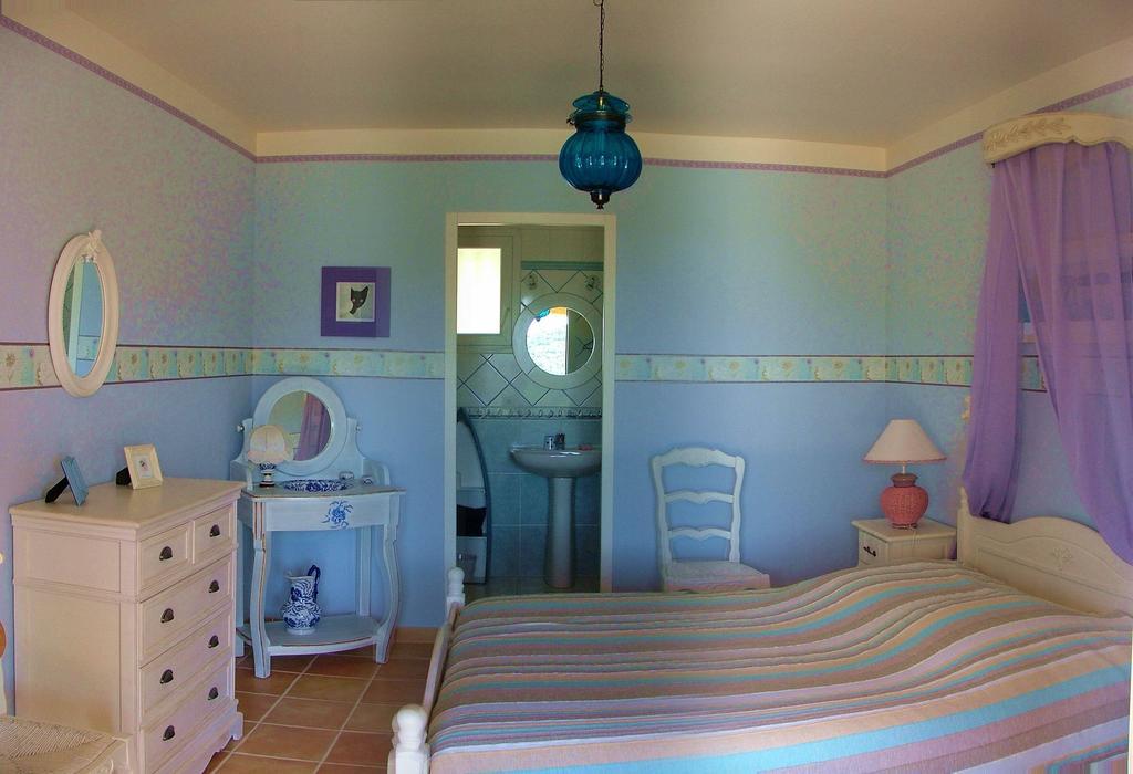 Mas De Courreges Hotel Saint-Hippolyte-du-Fort Cameră foto